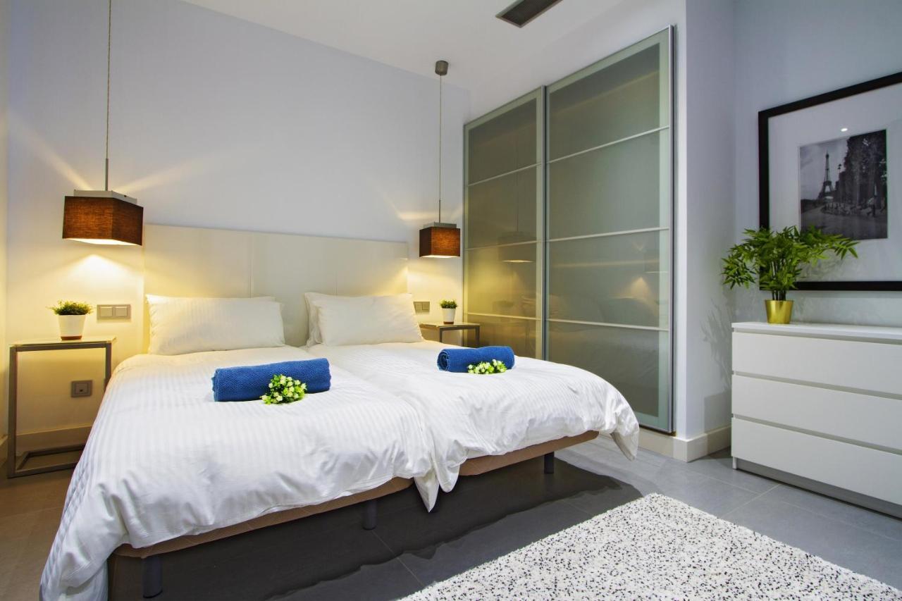 Luxury Los Mojones Villa Short Walk To Old Town Private Heated Pool Villa Los Mojones Angie Puerto Del Carmen Tias Luaran gambar