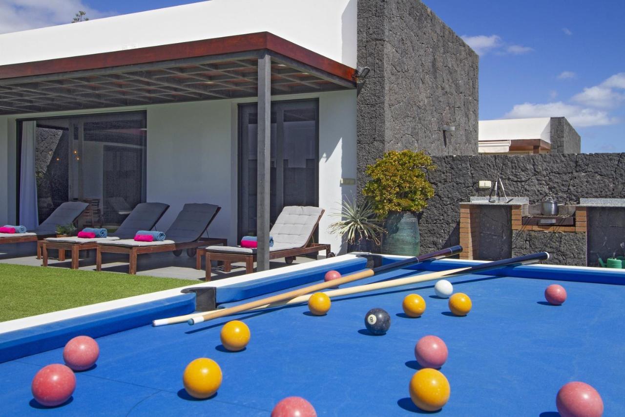 Luxury Los Mojones Villa Short Walk To Old Town Private Heated Pool Villa Los Mojones Angie Puerto Del Carmen Tias Luaran gambar